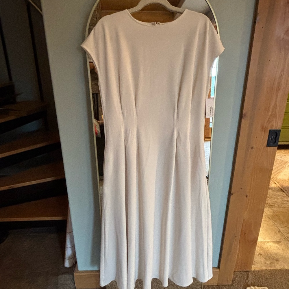 Chic Ivory Midi Dress